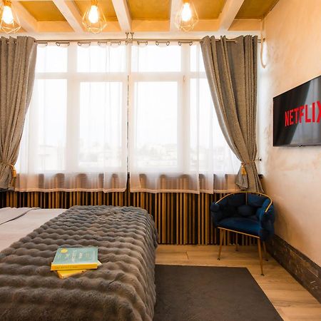Royalty Apt With City Views On Calea Victoriei Bukurešť Exteriér fotografie